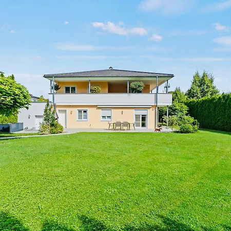 Villa The Toscana, A Serene Retreat In Center Of With Lush Lawns, Terrace & Private Garage- Lidl, Bakery Walking Distance- Bodenseecenter, Sportsbad 3 Mins, 7 Mins Friedrichshafen