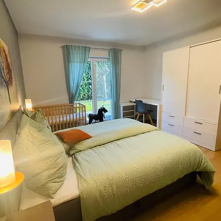 The Toscana, A Serene Retreat In Center Of With Lush Lawns, Terrace & Private Garage- Lidl, Bakery Walking Distance- Bodenseecenter, Sportsbad 3 Mins, 7 Mins