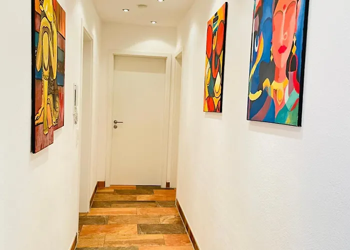 The Toscana, A Serene Retreat In Center Of With Lush Lawns, Terrace & Private Garage- Lidl, Bakery Walking Distance- Bodenseecenter, Sportsbad 3 Mins, 7 Mins * Friedrichshafen